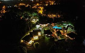 Terra Luna Lodge